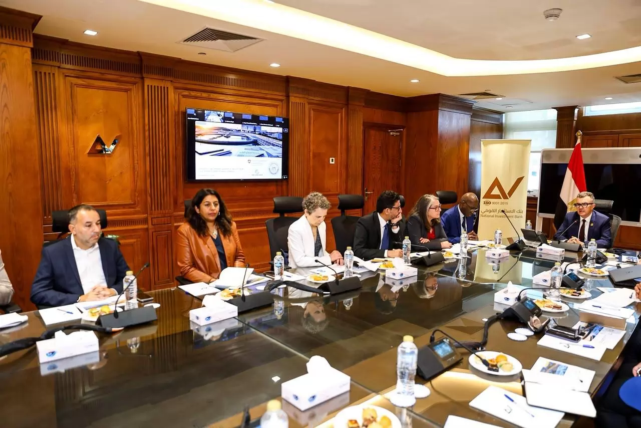 وزير التخطيط يبحث مع البنك الدولي آلية ضمان تمويل البنية التحتية