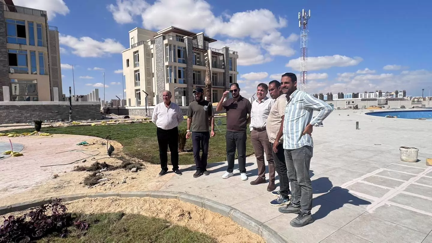 رئيس جهاز القرى السياحية يتابع أعمال مشروع مارينا  8.. صور