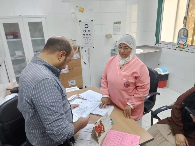 وكيل صحة القليوبية يتابع الانضباط وجودة الخدمة بمنشآت طبية بكفر ش