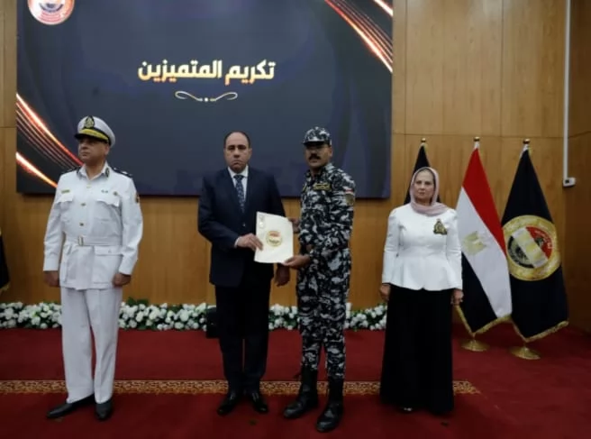 الداخلية تنظم إحتفالاً لمجندى هيئة الشرطة بمناسبة يوم محو الأميّة