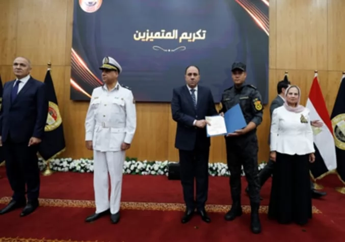 الداخلية تنظم إحتفالاً لمجندى هيئة الشرطة بمناسبة يوم محو الأميّة
