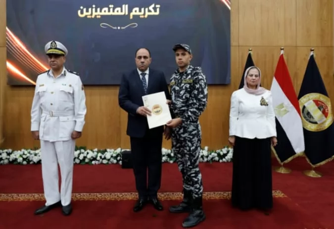 الداخلية تنظم إحتفالاً لمجندى هيئة الشرطة بمناسبة يوم محو الأميّة
