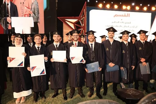 الجامعة المصرية الروسية تحتفل بتخريج أحدث دفعاتها في احتفالية مهي