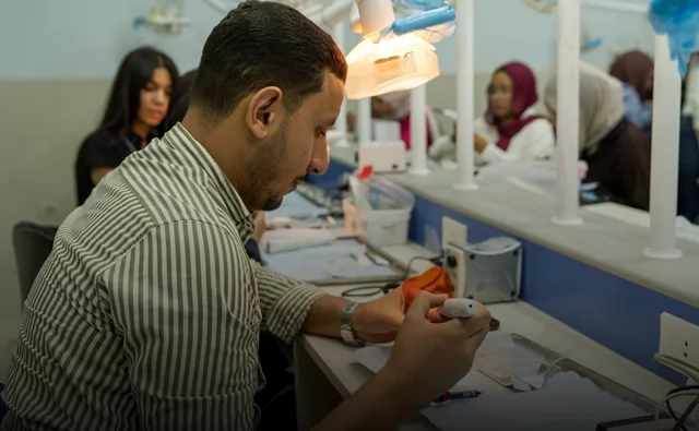 أحدث تقنيات طب الأسنان اليابانية في رحاب الجامعة المصرية الروسية.