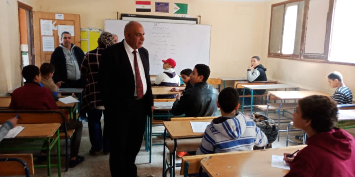 حجازي يتفقد سير امتحانات الاعدادية.. صور