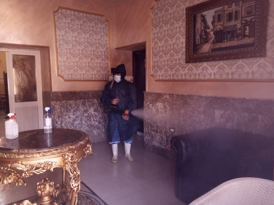 تطهير وتعقيم المساجد ونادي الشرطة لمواجهة كورونا بمطروح  
