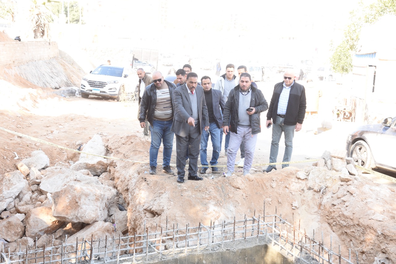 جولة تفقدية لمحافظ مطروح بمدينة مرسي مطروح