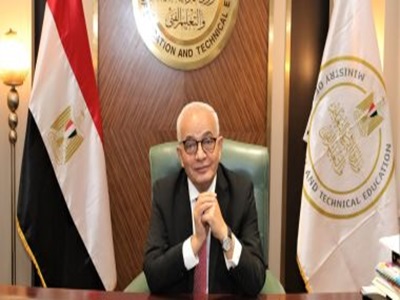 الدكتور رضا حجازى وزير التربية والتعليم