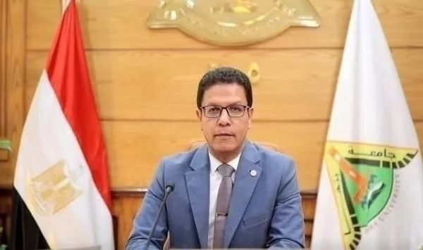 رئيس جامعة بنها 