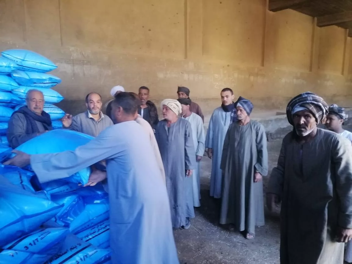 الزراعة تشدد الرقابة على صرف الأسمدة المدعمة في المحافظات 