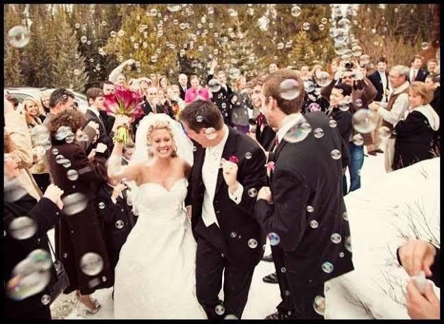 إتيكيت حضور الأعراس 