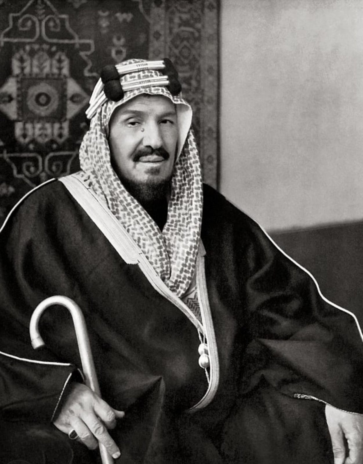 الملك عبد العزيز آل سعود.. وحّد دولة قوية مستقرة من أهم 20 بلد عالمي