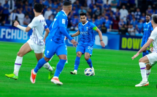 الهلال والعين