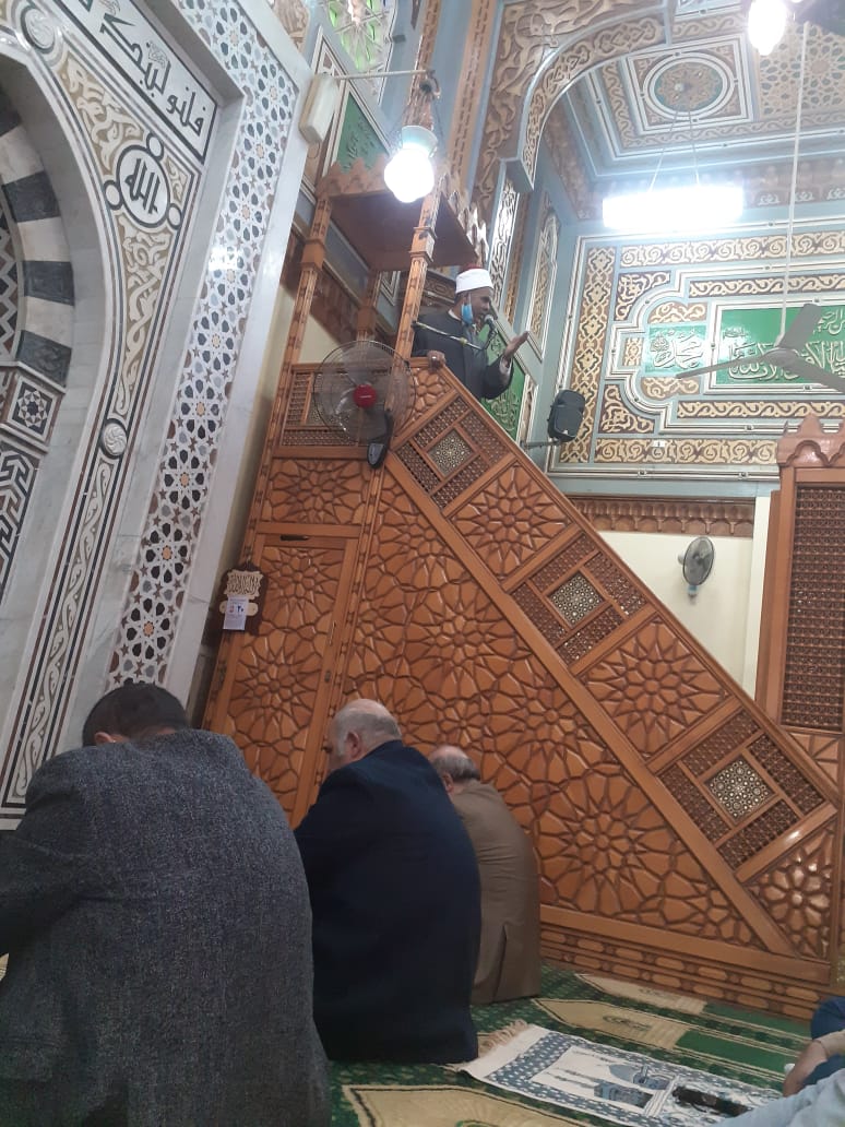 خلال افتتاح أحد المساجد