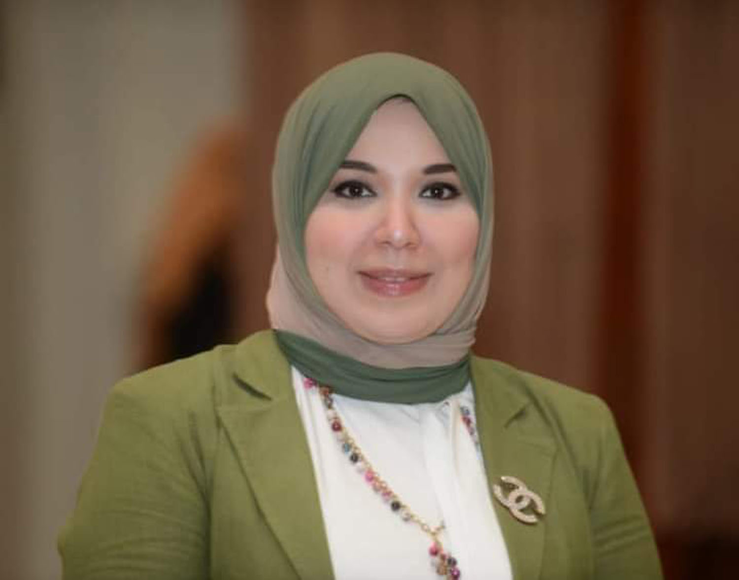 الدكتورة دينا هلالي