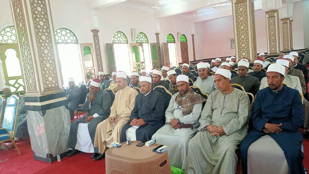 اللقاء الرابع لبرنامج البناء الثقافي للأئمة والواعظات بالدخله 