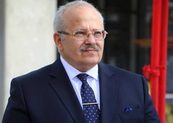 رئيس جامعة القاهرة
