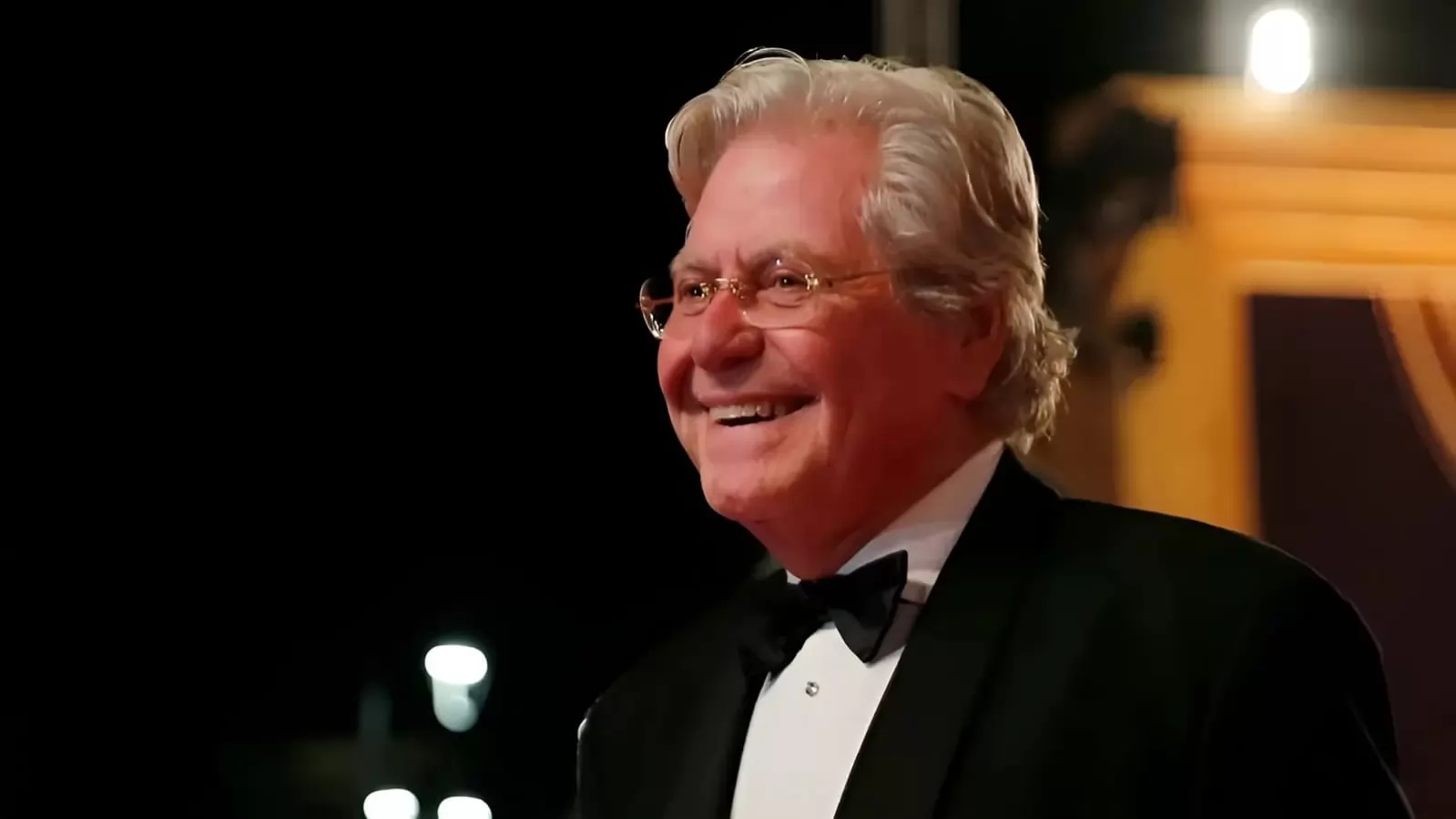 حسين فهمي رئيس مهرجان القاهرة السينمائي الدولي 