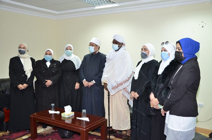 وزير أوقف السودان يشيد بتجربة الواعظات