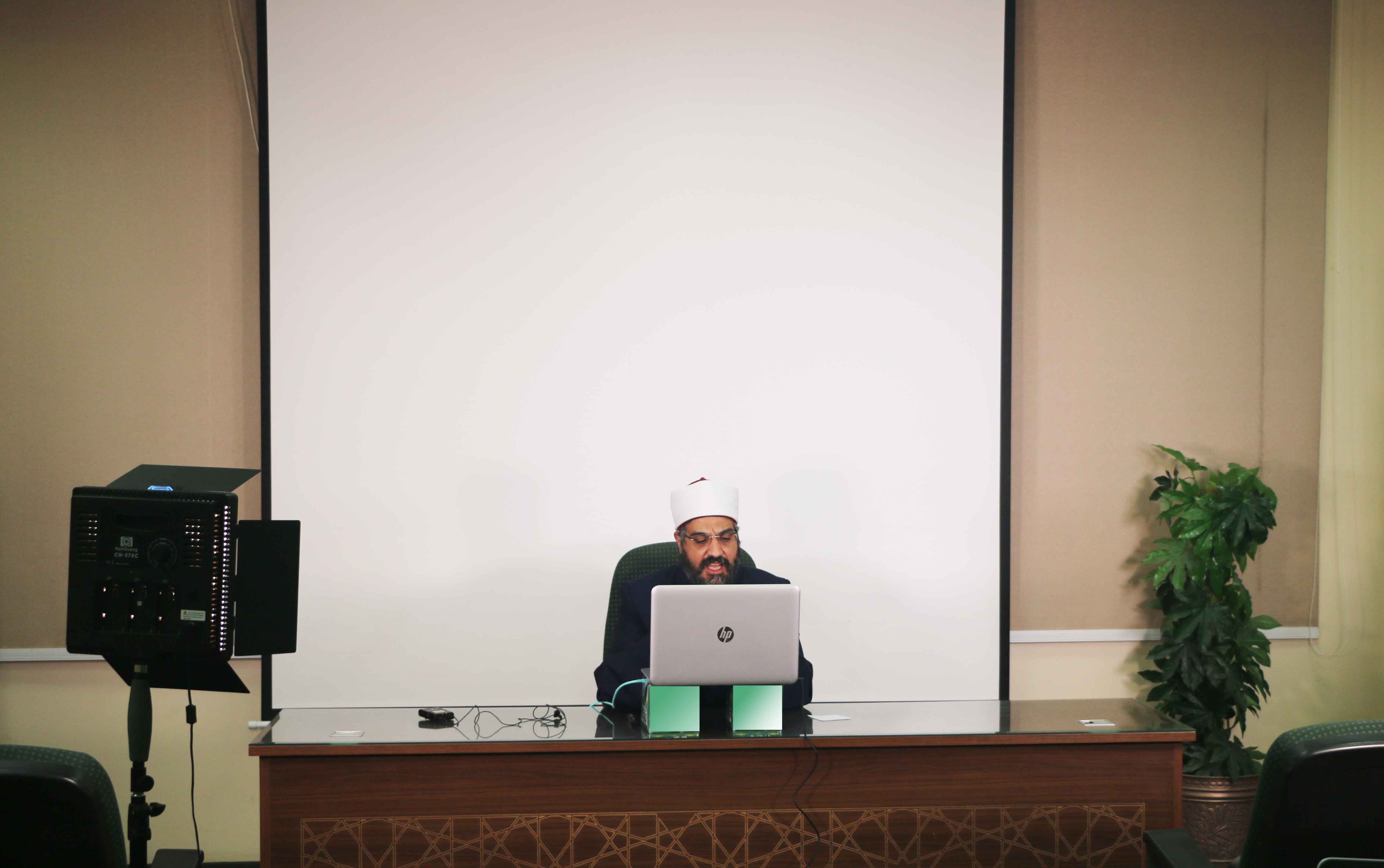 خلال الدورة