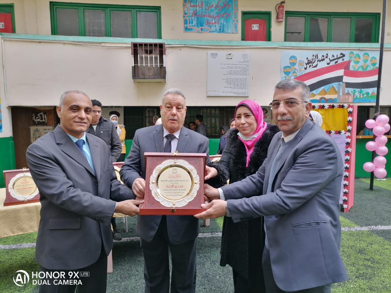 مدير مديرية تعليم الجيزه يشارك فى حفل أنشطة مدرسة أسماء فهمى بالصور