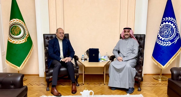 وزير العمل  محمد جبران