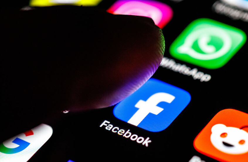 "فيسبوك" يختبر فرض رسوم على مشاركة الروابط الخارجية عبر منصتها 