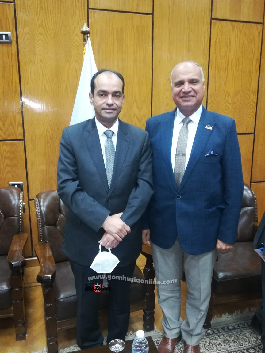 إجتماع المجلس الأعلى لشئون خدمة المجتمع وتنمية البيئة بجامعة أسيوط