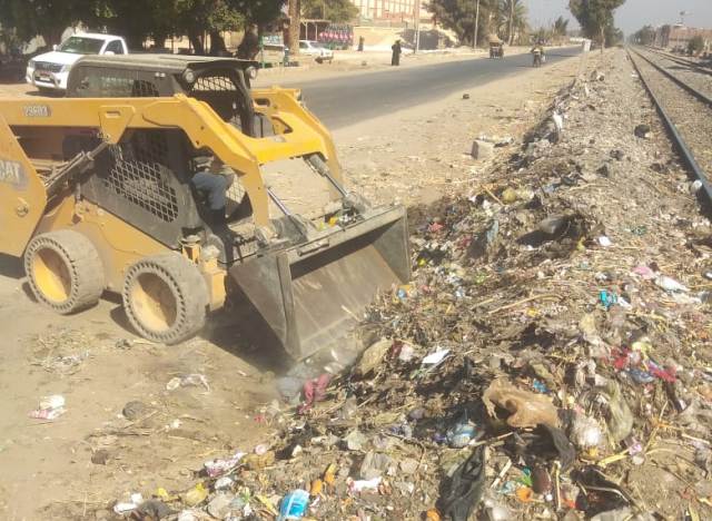 عطية يتابع مستوى النظافة العامة والمرافق بمختلف المراكز والمدن   