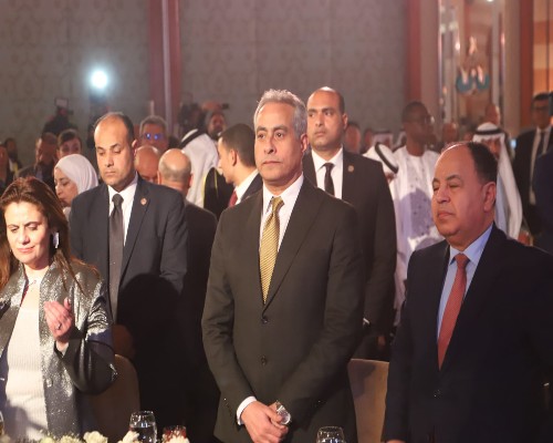 وزير العمل يشارك السفارة الكويتية بالقاهرة احتفالها بالعيد الوطنى
