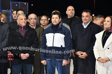 وزير الشباب والرياضة يتفقد معسكر القرش  بالإسماعيلية