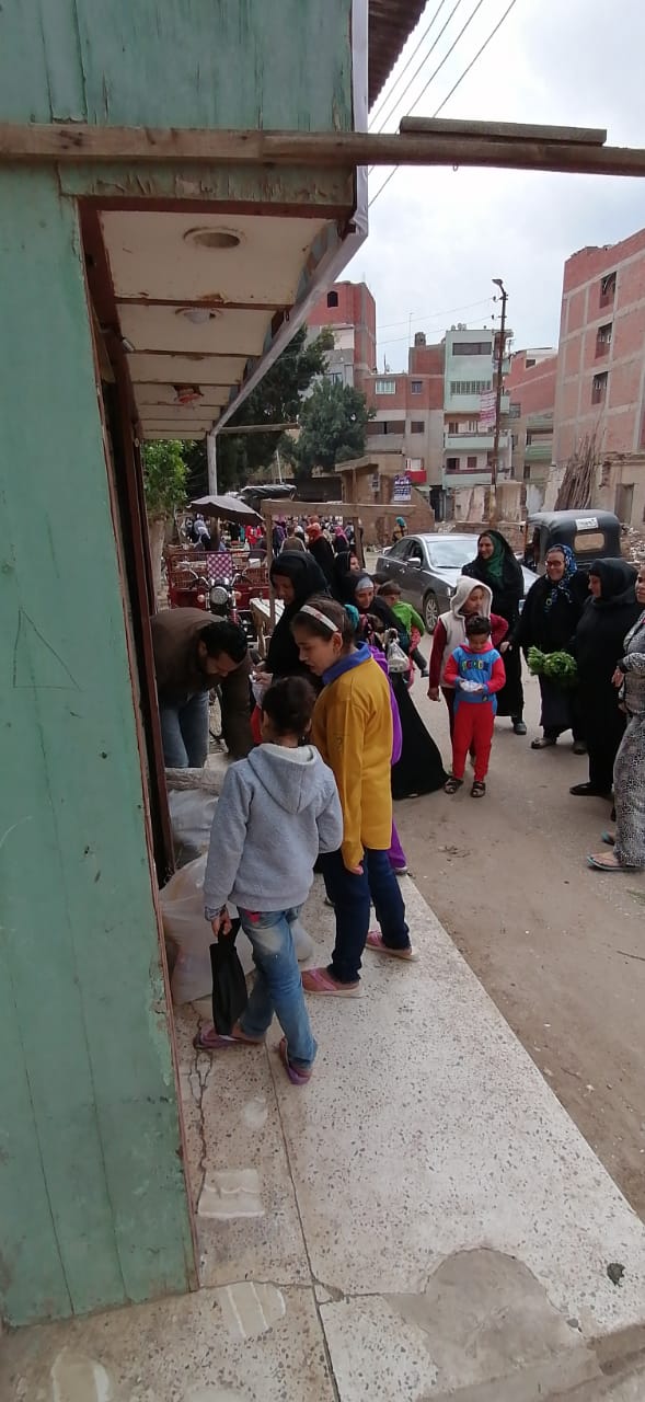  أهالى القنايات يتوافدون على المطهر المجانى بكنيسة القديسة دميانة.. صور 