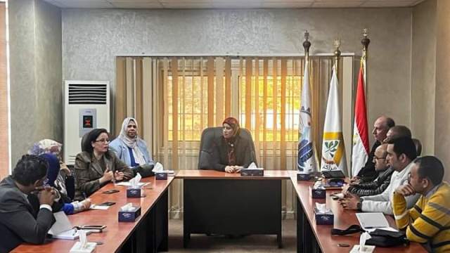 ندوة للتوعية بالحفاظ على البيئة وتدوير المخلفات  بالسويس الجديدة