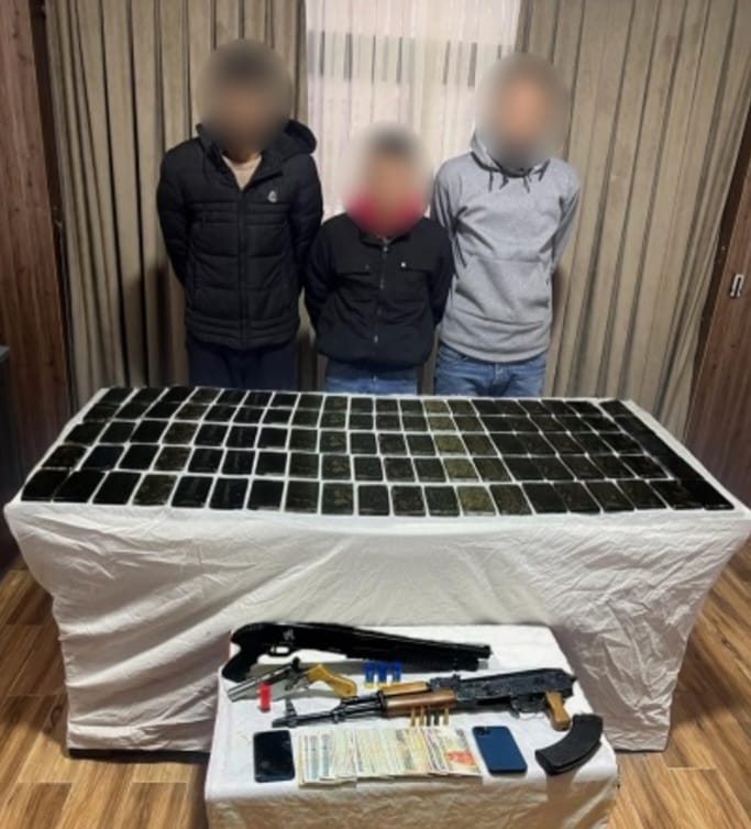 بـ كوكتيل مخدرات.. القبض على تجار مزاج الخير في المحافظات
