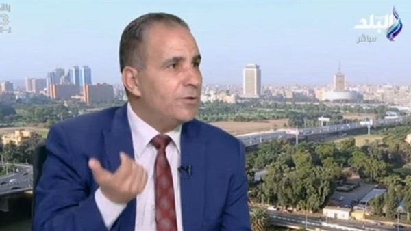 الكاتب الصحفي عبد الستار حتيتة 