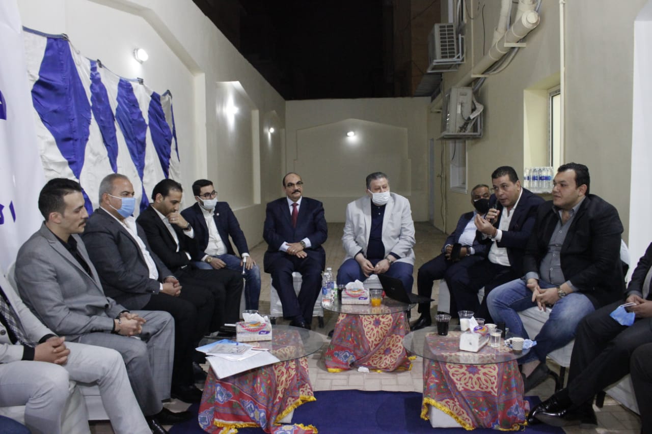 بالصور.. حزب المؤتمر يتبنى رؤية قومية لتطوير صناعةالنقل البحري