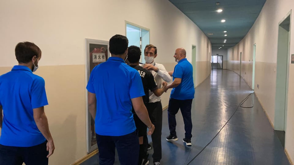 فرحة لاعبي بيراميدز بعد الفوز على نكانا والتأهل لربع النهائى.. شاهد