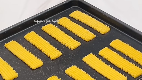 سكويت العيد بالنشادر بمقادير مظبوطه وبالطريقة الاصلية بالفيديو