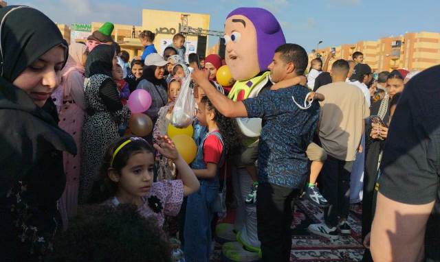 مستقبل وطن بدر يوزع 7 ألآف هدية على الأطفال فى عيد الفطر.. فيديو