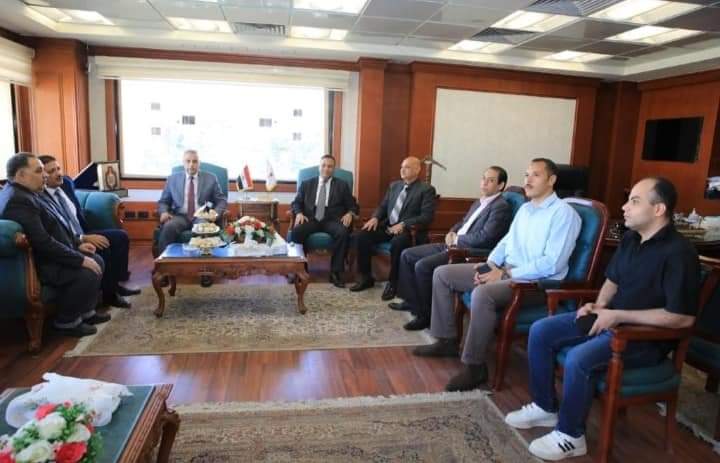 محافظ سوهاج يستقبل المهنئين بعيد الفطر المبارك ..صور