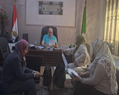 الجزار يناقش خطة رفع مؤشرات الاداء الخاصة بالإدارة الصحية ببنها 