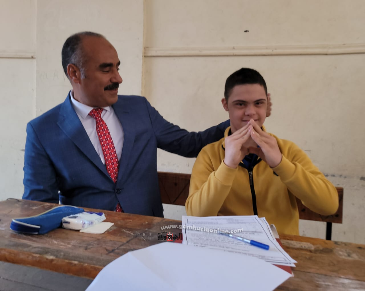 لفتة إنسانية .. الفولى يتفقد لجنة 