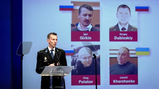 محققون دوليون: 4 شخصيات بارزة وراء تحطم الطائرة الماليزيةMH17 