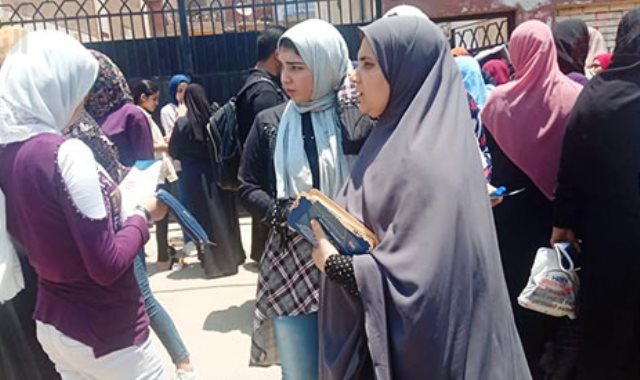 طلاب الثانوية العامة