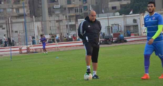  أيمن طاهر