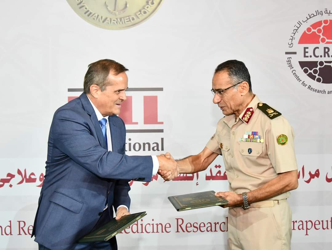 القوات المسلحة توقع عقد إنشاء المركز الدولى البحثى والعلاجى للخلايا الجذعية