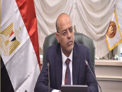 وزارة العمل تتحرك لحل أزمة 26 عاملاً مصرياً في إيطاليا 