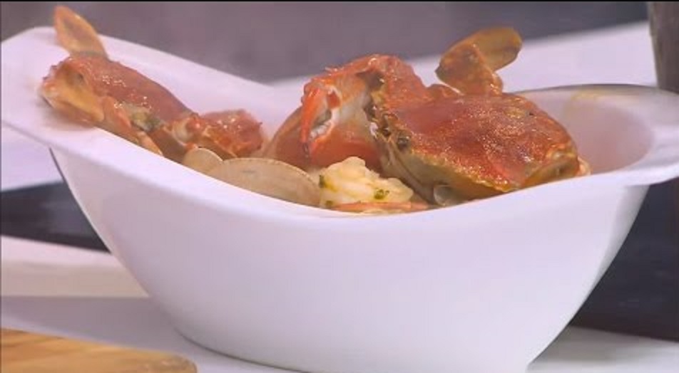 شوربة سي فود بصوص أحمر