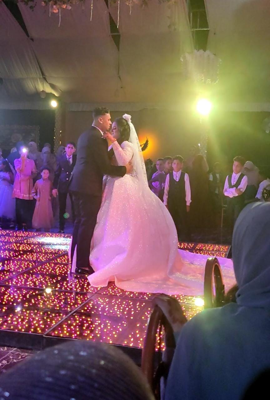 الف مبروك الزفاف  
