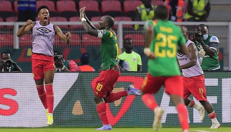 منتخب الكاميرون .. تصوير آخرون